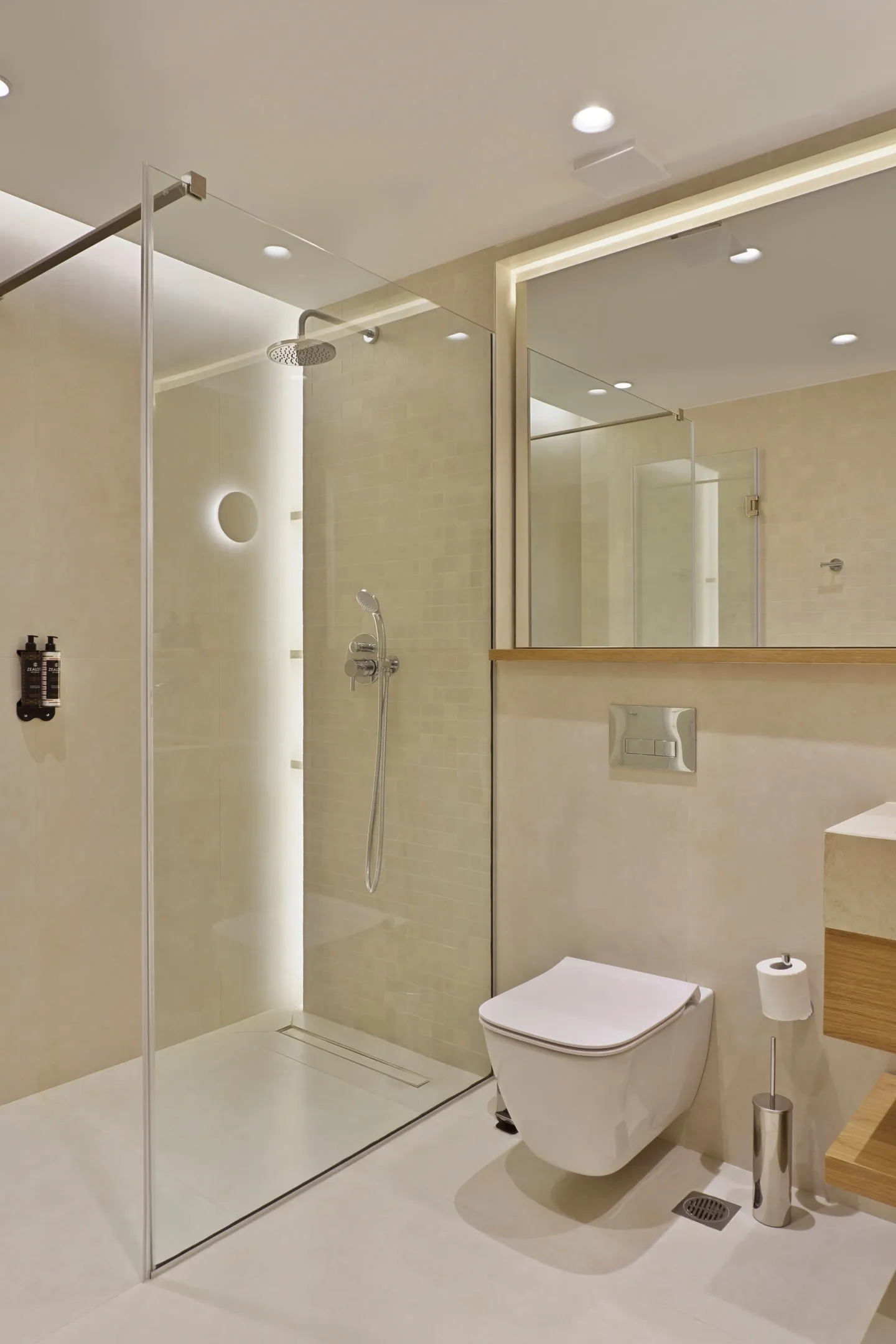 Tiara Holidays - Palm Boutique Suites - Junior Suite with Jacuzzi - bathroom